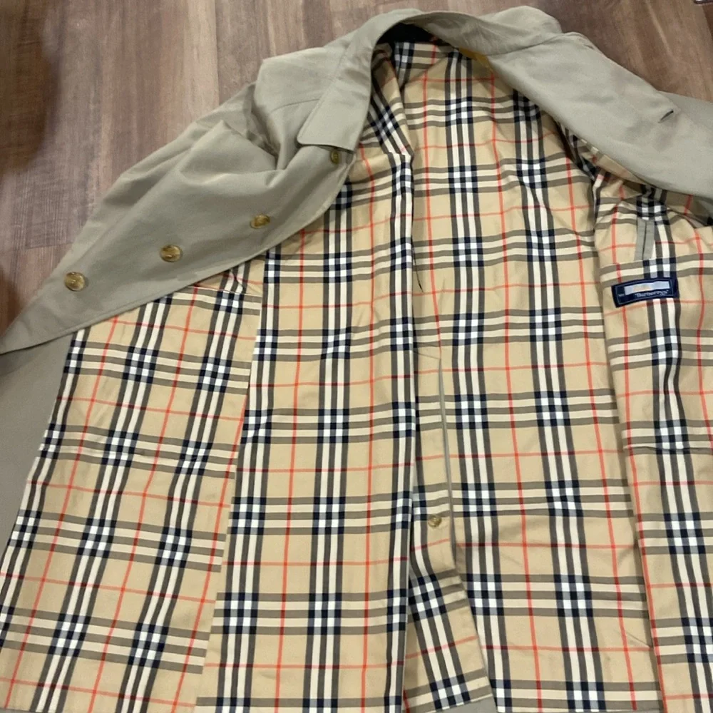 Authentic Mens Burberry’s  car coat - Picture 4 of 6